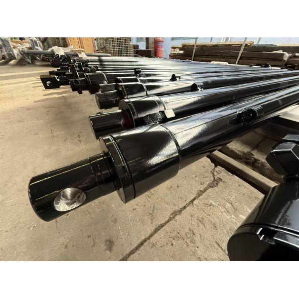 Hard Chrome Plated Telescopic Hydraulic Cylinder With Valve Block Integrated Boom Head