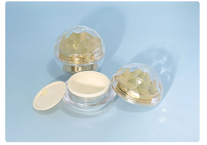 Des pots de crème pour le visage de luxe 15g 20g 30g 50g Des pots cosmétiques en plastique pour le sérum de soins de la peau