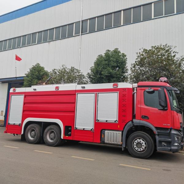 Mercedes-Benz Water Foam Tanker Fire Fighter Vehicle Easy Operation