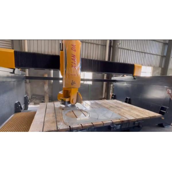 Автоматическая 5-осевая мостовая режущая машина для резки и обработки камня