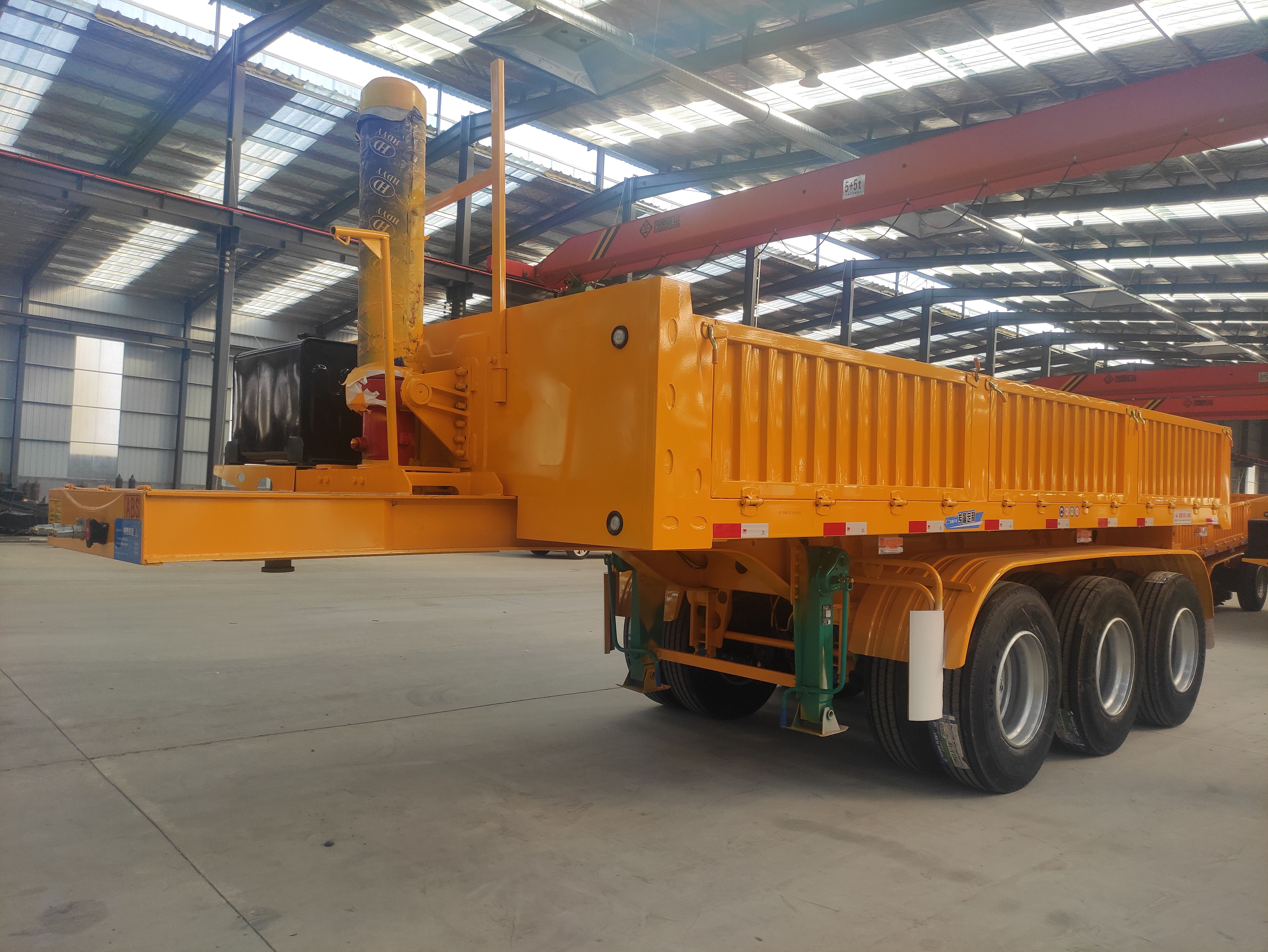 50 тонн 3-осевых саморазрядных перегонных прицепов с гидравлическим цилиндром и HAVY