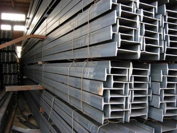 Black Hot Rolled Steel H Beam High Surface Hardness Costomized