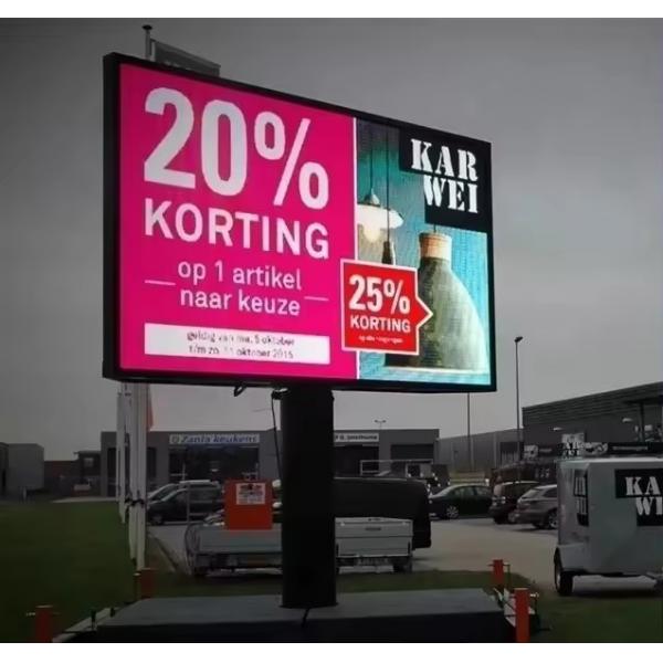 Full Color Outdoor LED Display with Impressive IP65 Protection and 3840Hz Refresh Rate