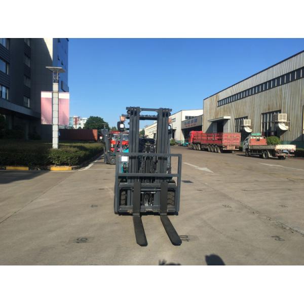 1.5 Ton Small Sit Down Forklifts Gas Powered , Propane Fuel System Forklift