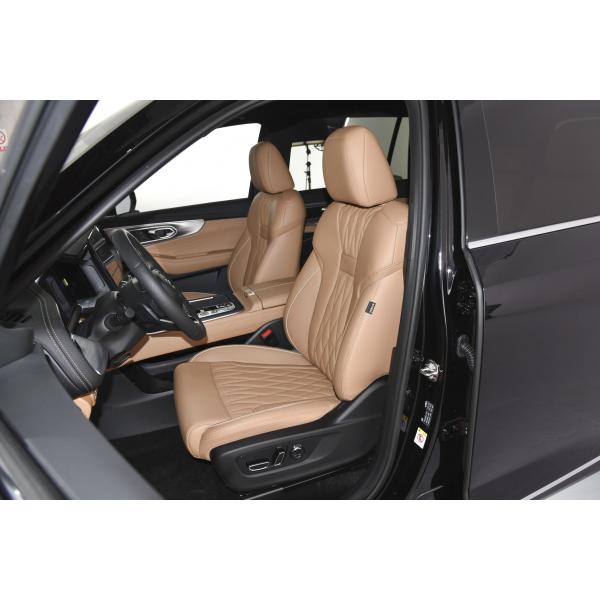 Le 2023 GAC Trumpchi GS8 2.0T 7 places grand SUV de luxe est disponible en deux roues motrices et quatre roues motrices.