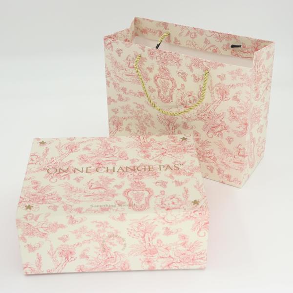 Emballage cosmétique rose personnalisé boîtes cadeaux pliables carton Magnet boîtes pliantes avec emballage imprimé sacs cadeaux