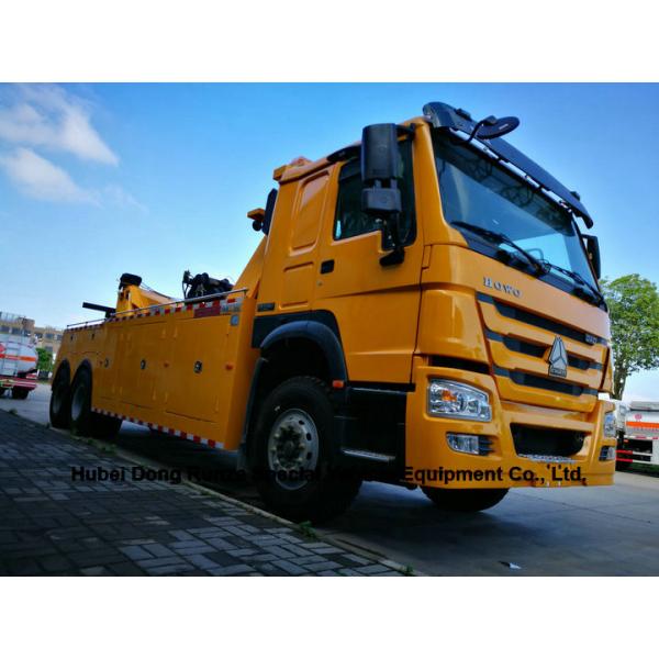 HOWO 50 Ton Heavy Duty Rotator Wreckers Tow Truck With 360 Degree Rotation