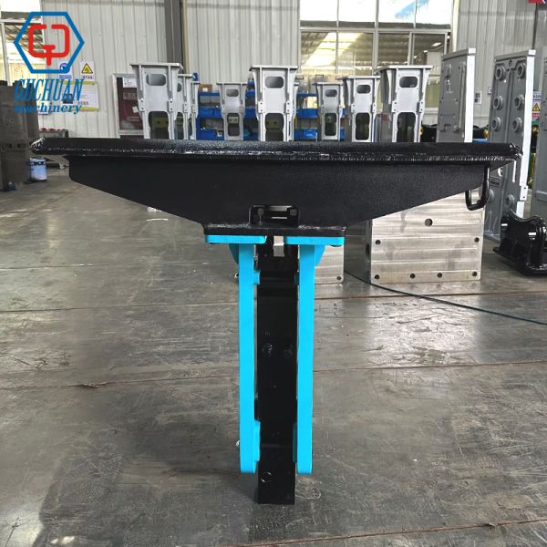 Guchuan SB30/ GCB53V 168Kg Open Type Hydraulic Hammer 53mm Chisel for 2.5-4.5 Ton Skid Steer Loaders