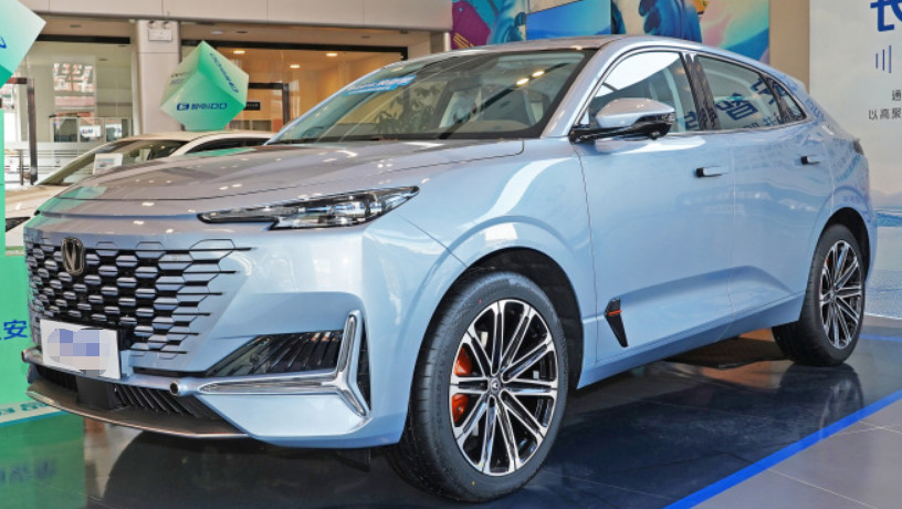 Средний размер 2023 Changan UNI-K умный электрический IDD 1.5T 135km Zhiku PHEV SUV