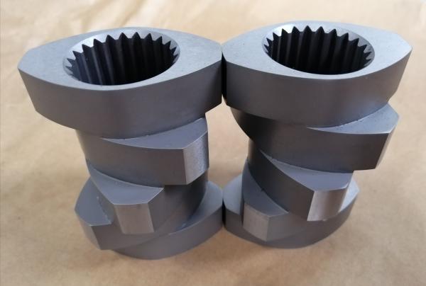 Éléments spiraux de vis de cannelure de double norme durable de boudineuse à vis malaxant le bloc