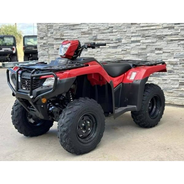 Honda ATV potente de 520cc con enganche de remolque y transmisión manual de 5 velocidades