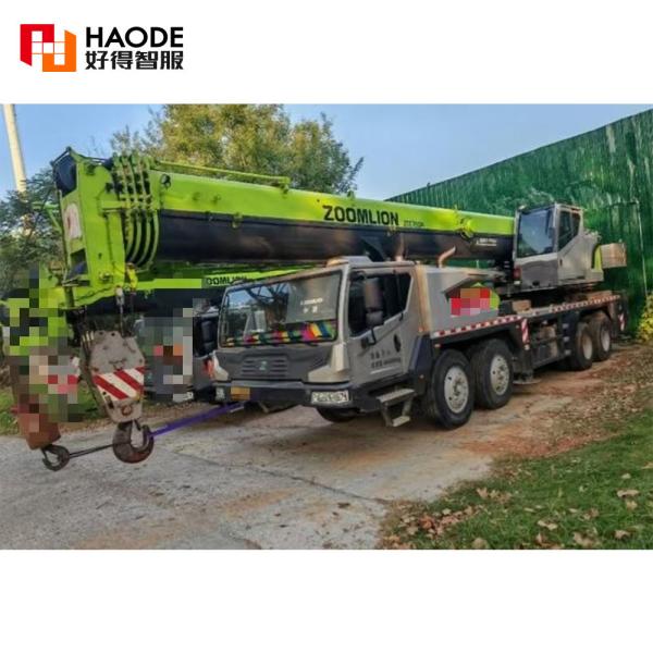 Zoomlion Truck Crane 55ton Ztc550h / Qy55V Hot Sale in Kazakhstan