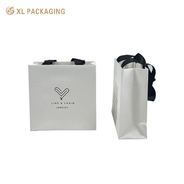 Regalo ropa bolsas de papel moda mate negro mango Tote para el cliente Tipo de caja proporcionada