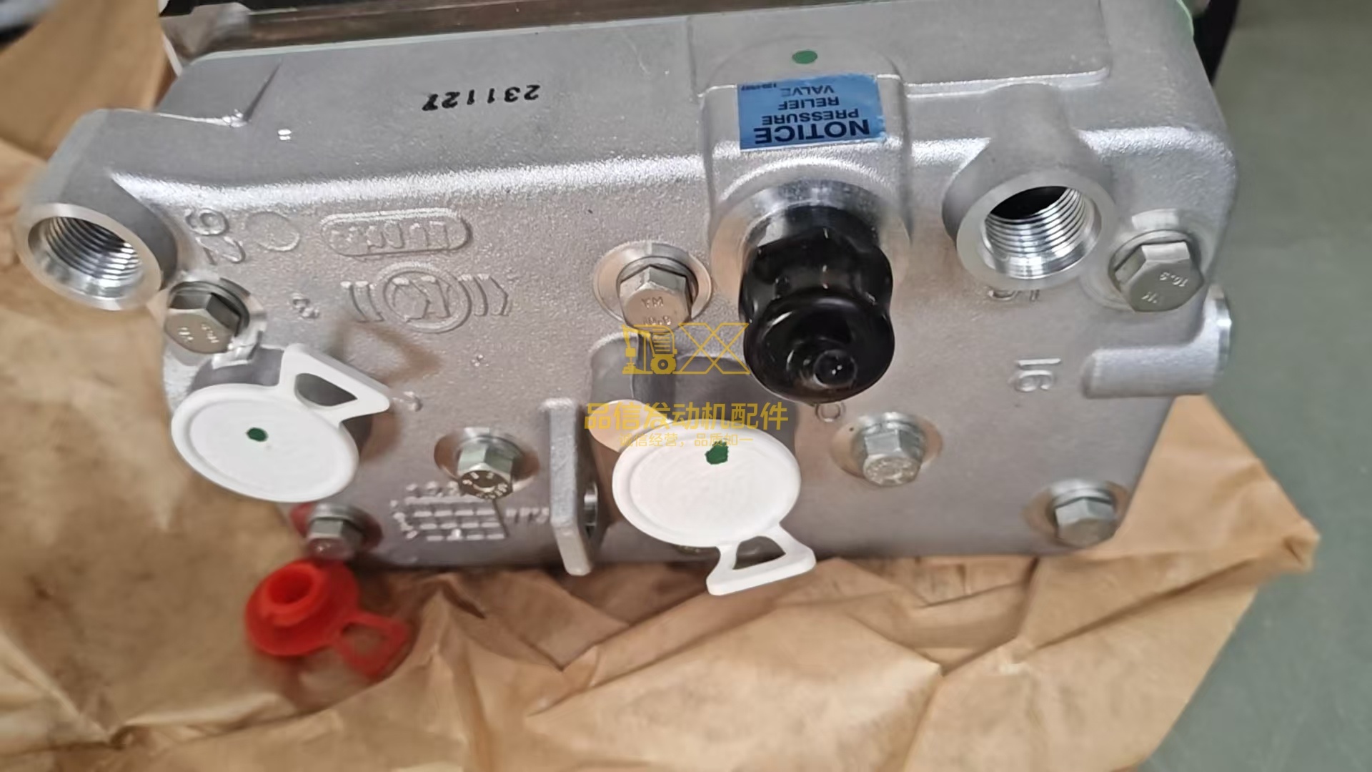 Dual-Cylinder Air Compressor for CAT C-15 3406E C-16 with Precise Mounting Holes and Built-in Pressure Relief Valve