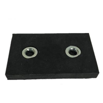Magnetos retangulares de neodímio revestidos de borracha personalizados Magnetos de neodímio de grau com dois furos