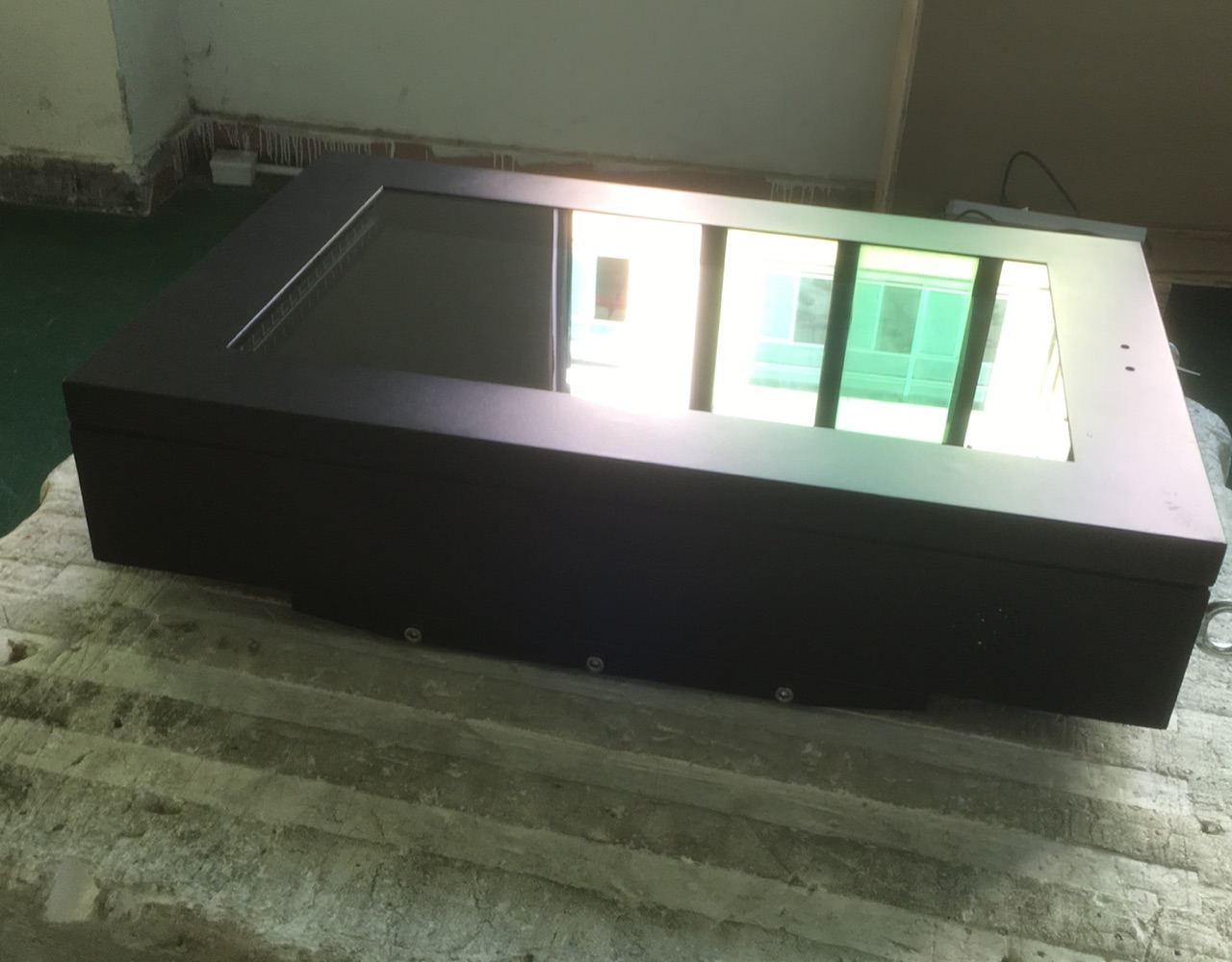 Установленный стеной Signage IPS TFT LCD на открытом воздухе цифров с WLED освещает контржурным светом