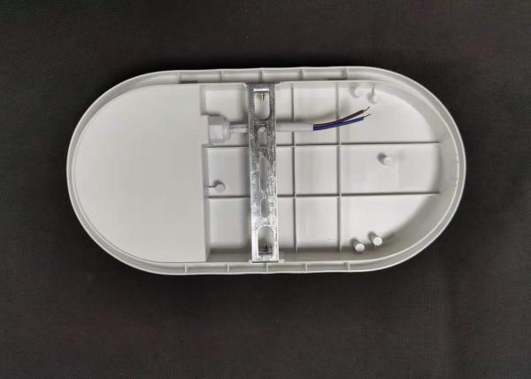 3200K Oval 2 Color 20W Transparent Diffuser Bulkhead Light