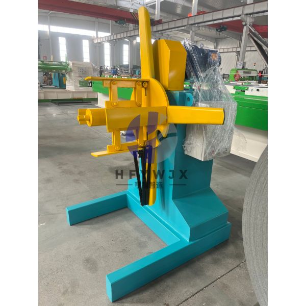 High Precision Durable 300 Ridge Cap Roll Forming Machine with PLC Control for Roofing Systems