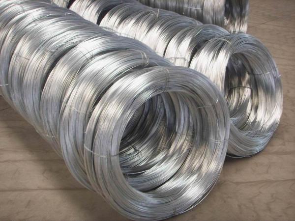 SAE1006B, SAE1008B, SAE1010B BWG quente mergulhado galvanizado fio-máquina de produtos de aço leve
