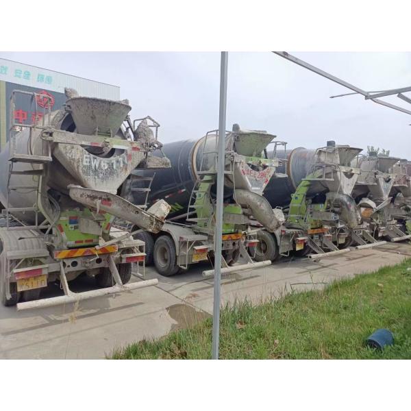 Тележка конкретного смесителя ZLJ5310GJBHTE использовала 17970 Kg с шасси HOWO меньше пробега