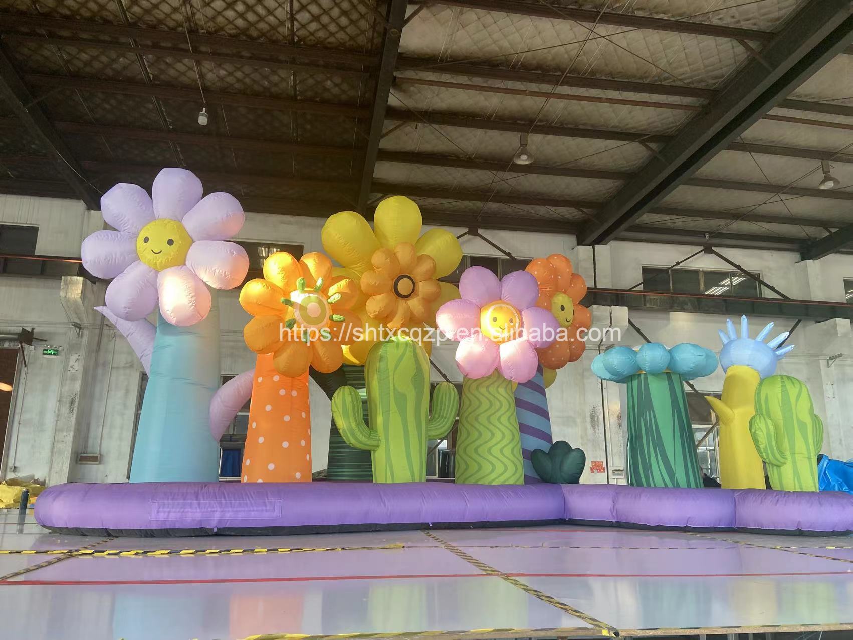 Factory Customized Inflatable Flowers with Colorful Led Light /Inflatable Advertising for Outdoor Party/Holiday Decorations