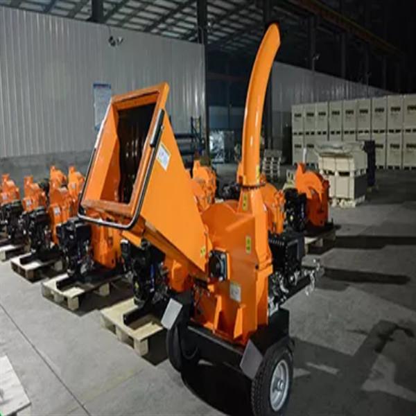 Shrubs Branch Crusher Machine Self Feed Wood Chipper 12.5*5.2*8.5ft OEM