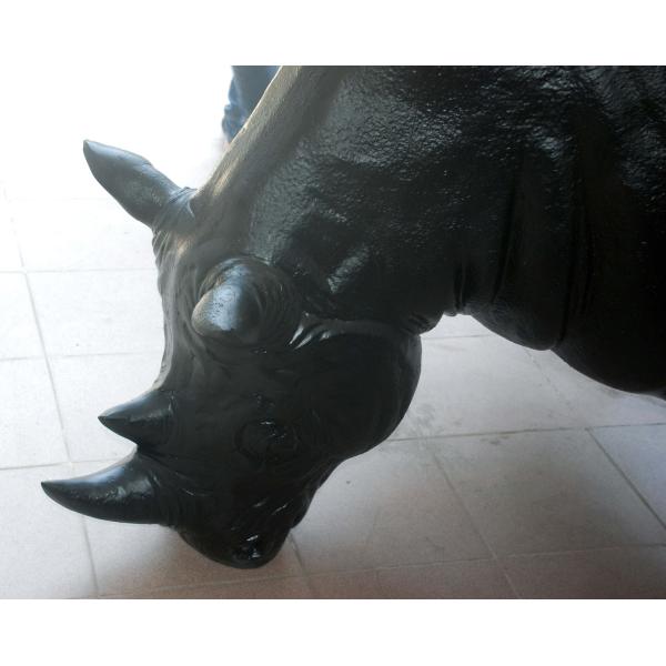 Commercial Fiberglass Rhino Chair / Sofa Home Furniture Animal Shape Black