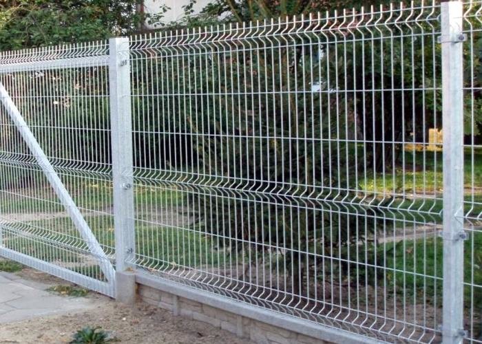 Изготовление на заказ гальванизировало сваренную ячеистую сеть покрывает безопасность Weldmesh ограждая 5.2m