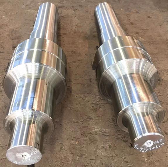 Forged Roll Steel Shaft 42CrMo Dia300 x L 2500mm for Steel Rolling Production Line