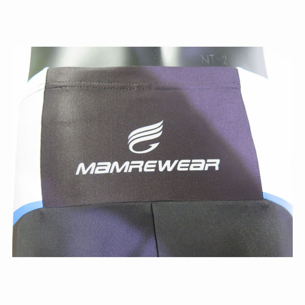 Триатлон изготовленных на заказ людей замыкают накоротко/обслуживание ОЭМ шортов тренировки триатлона доступное