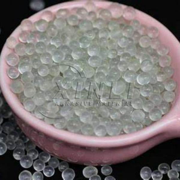 2.5g/Cm3 Gravity Reflective Glass Beads High Purity And Low Consumption Rate