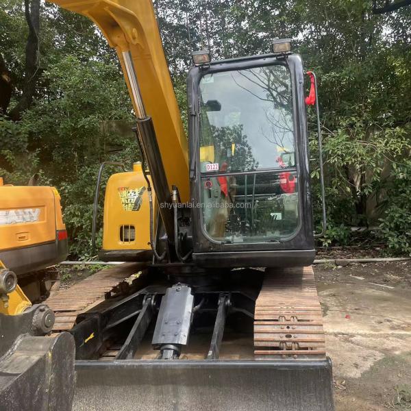 7000KG de segunda mano Sany 75 C Excavadora Buena eficiencia de la excavadora 7T Peso de operación