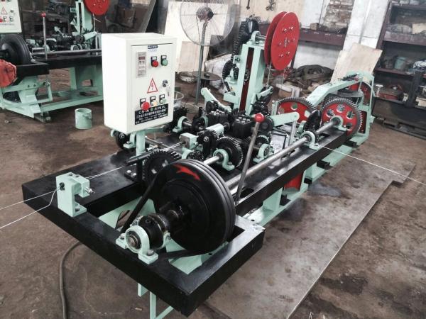 High Production Automatic Double Twist standard Barbed Wire Mesh Making Machine