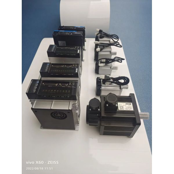Intelligent Compact AC Servo Motor with 2500PPR Incremental Encoder PWM Sine Wave Vector Control for Position Control
