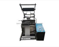 Emballage en bois Machine d'étiquetage de type intelligent pour les boîtes d'étain de vin et les bouteilles rondes