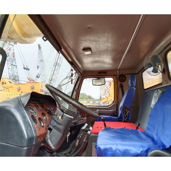 QUY 80T 100T 115T 120T 200T 220T 270T 300T 320T Truck Crane with Briggs Stratton Engine