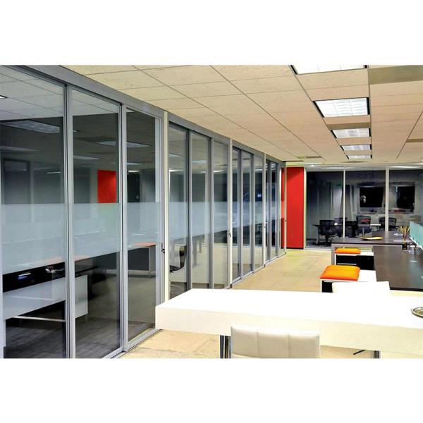 Partitions de bureau insonorisées à l'intérieur, vitrées simples avec volet