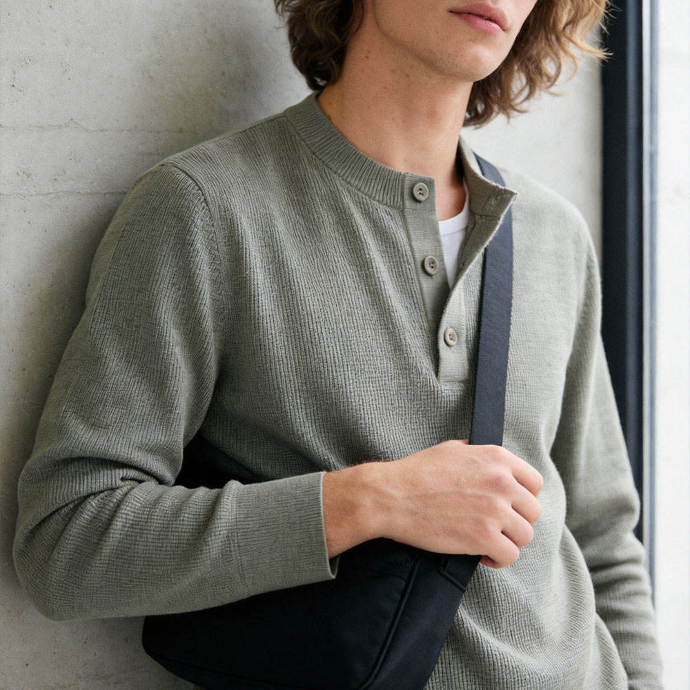 Men's Wool Blend Knit Sweater Slim Fit Breathable Pullover for Autumn
