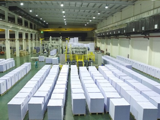 Устойчивый к влаге Ningbo Fold C1S Ivory Board для индивидуальной печати и упаковки