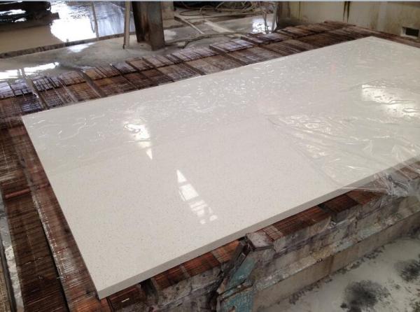 Quartz Engineered Stone Slabs , Kitchen / Bathroom Artificial Quartz Stone