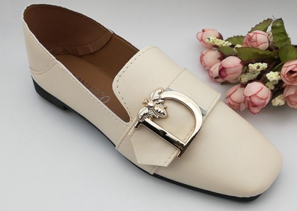 Durable Plastic Shoe Buckles With Acrylic Diamond Suitable For Women Shoes