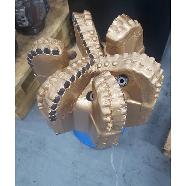 油田の穴あけ工具のAPIの削岩用ビット12-1/4のインチPDCの穴あけ工具