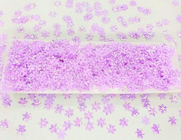 365 Colors Loose Flowers Polyester PET Industry Red Sequins Lace Fabric for Pets Products 2023 Flower Shape Manufactured