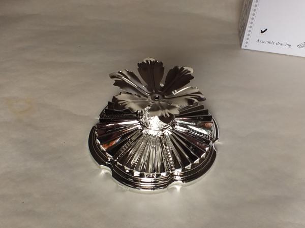 Sun flower shape candy bowl w/classic stand & elegant  (2)