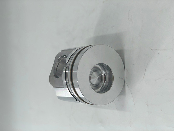 Engine Piston S6D108 Komatsu Excavator Parts Anti Expansion Piston Aluminum Alloy