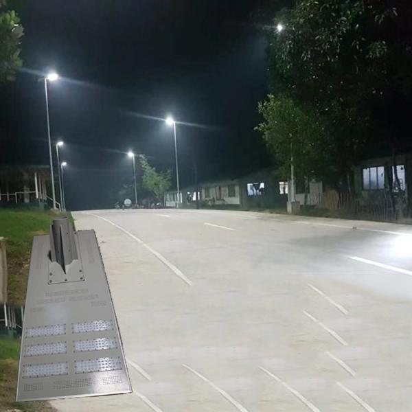 IP65 Solar Light Dusk To Dawn Auto Intensity Controlled Solar Led Street Light