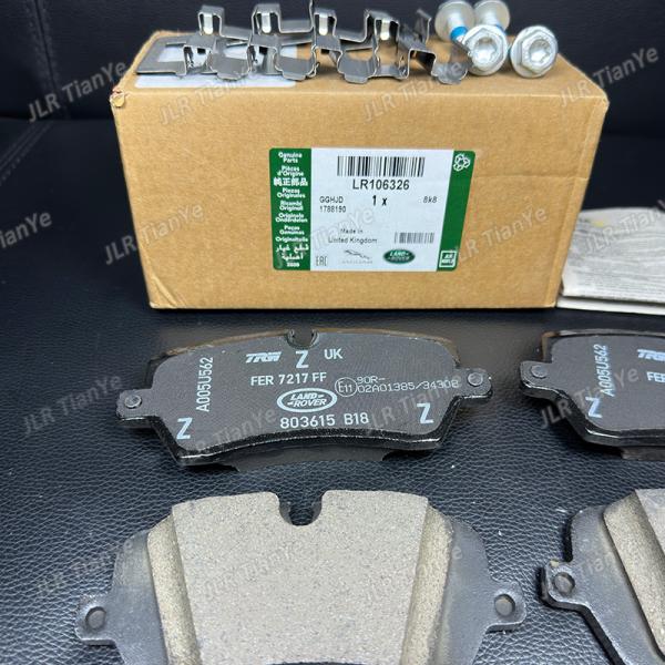 Range Rover Rear Wheel Brake Pads LR162042 LR106326 LR162046 Range Rover Spares