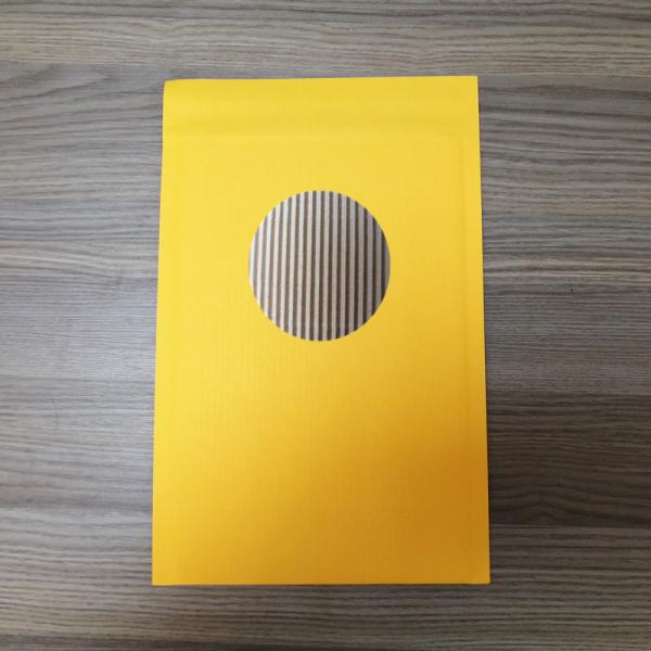 生物分解性の多目的なリサイクルされたクラフトは波形を付けた封筒4x8を」