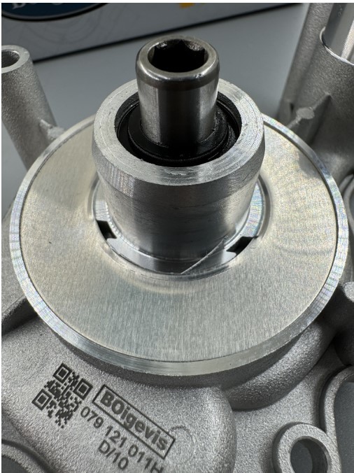 High Sales Water Pump 079121011H for Imported Audi A4/Avant