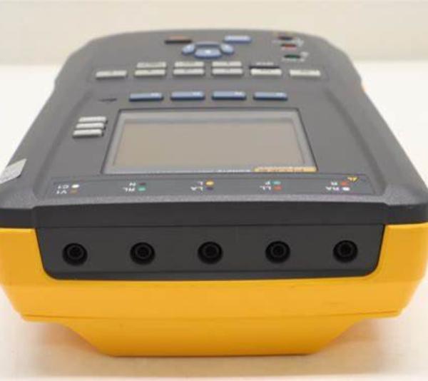Analisador de segurança elétrica Fluke ESA615